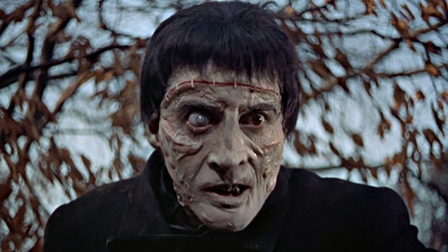 8. La criatura (The Curse of Frankenstein, 1957)