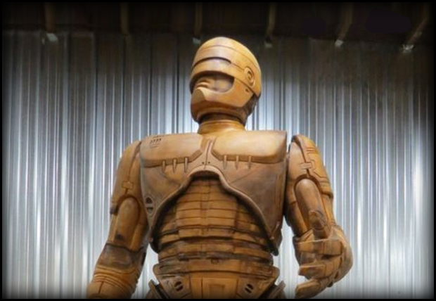 Inauguran Día de RoboCop con estatua en Detroit