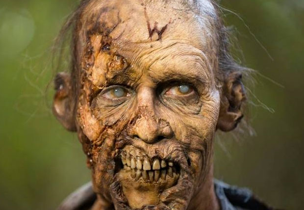 Final de temporada 5 de The Walking Dead casi simultáneo con EUA