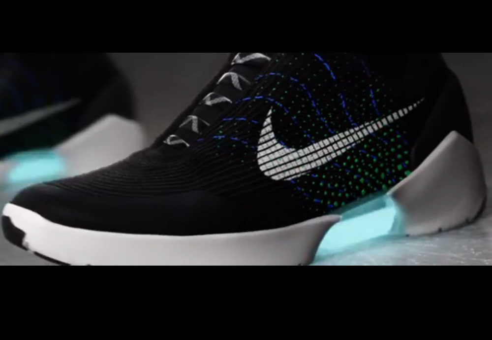 mago Coro Maravilla Comercial de los tenis Nike HyperAdapt 1.0 al estilo Back to the Future II  | Cine PREMIERE