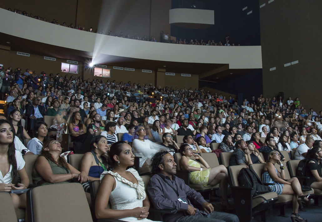 Nuevo tope máximo de exhibición para el cine mexicano? | Cine PREMIERE
