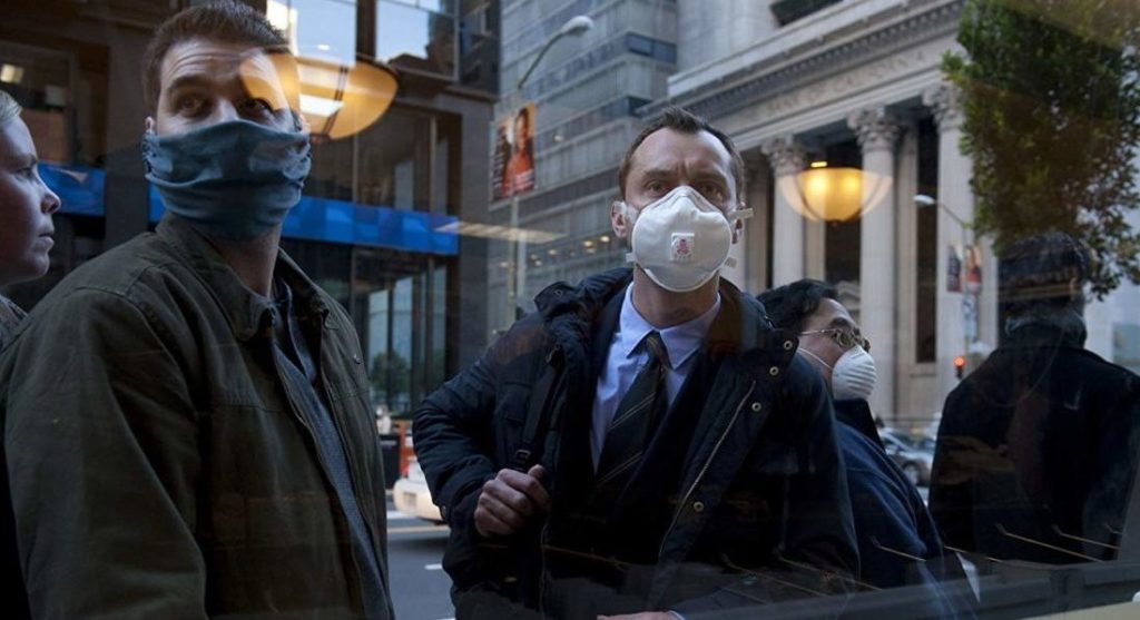 ¿Qué tanto se parece el coronavirus a las películas sobre epidemias?