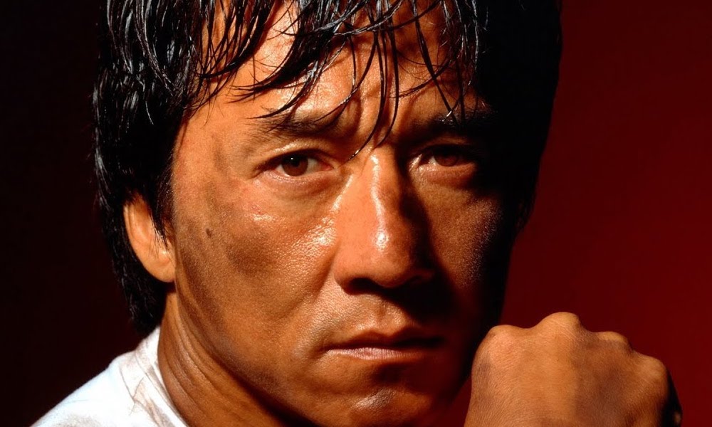 Jackie Chan rompe el silencio sobre su supuesto contagio de coronavirus